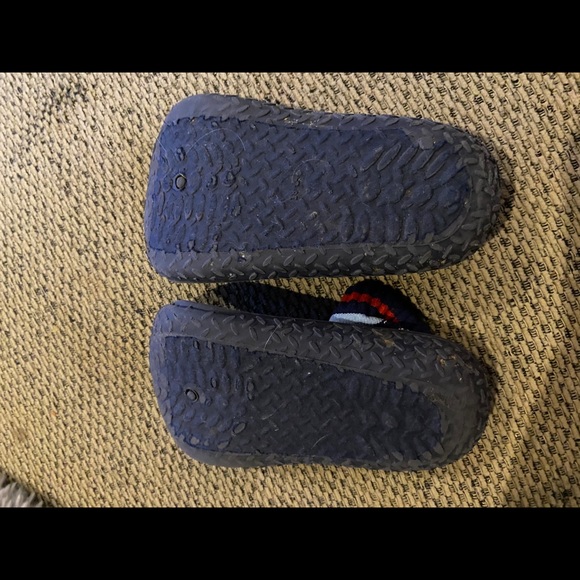 Sock shoes - Picture 2 of 2